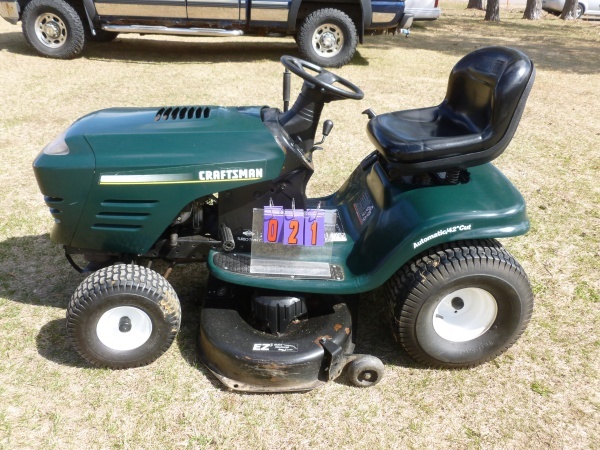 lot 21 image: SnS Auctions # 205 Still trying to get out of town sale