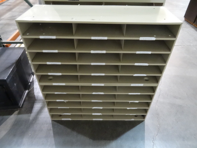 lot 30 image: Metal file sorting cabinet