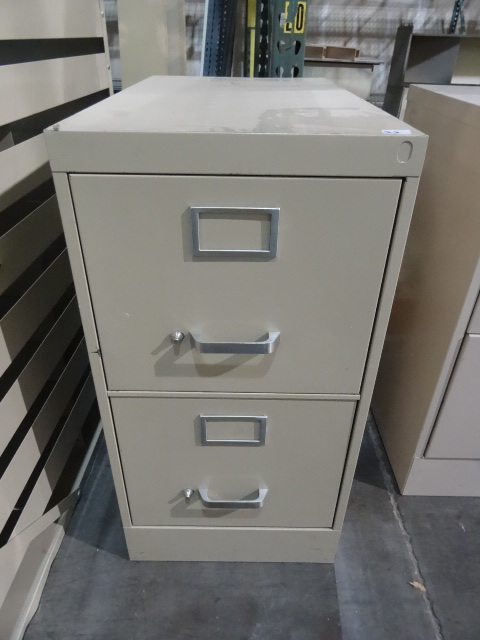 lot 33 image: 15 metal 2 drawer file cabinet