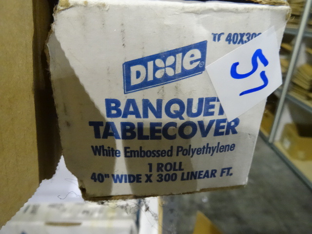lot 57 image: Dixie banquet table cover