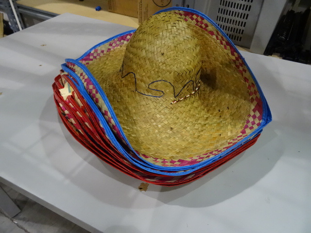 lot 82 image: 18 new straw hats