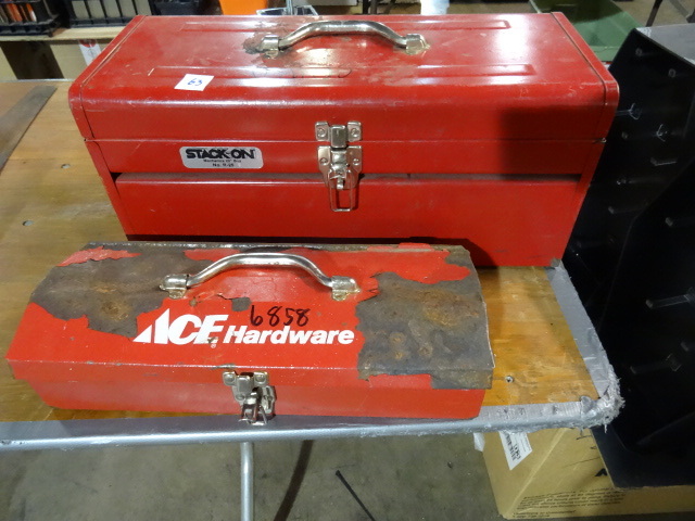 lot 63 image: Stack on Tool Box Ace Tool Box