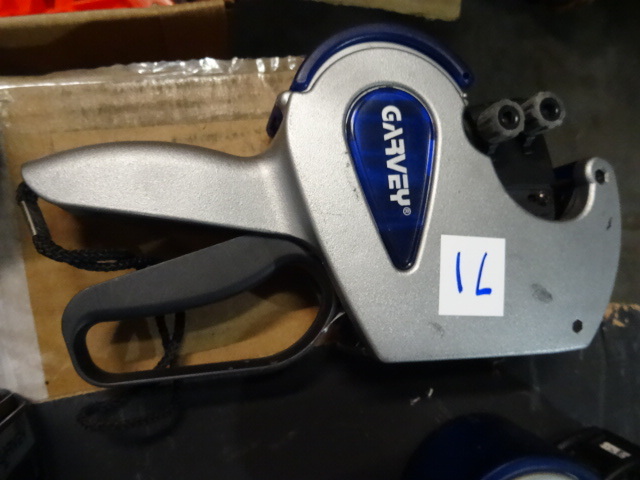 lot 71 image: Garvey Pricing Gun
