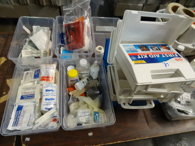 lot 87 image: Lots of Misc First Aid Supplies