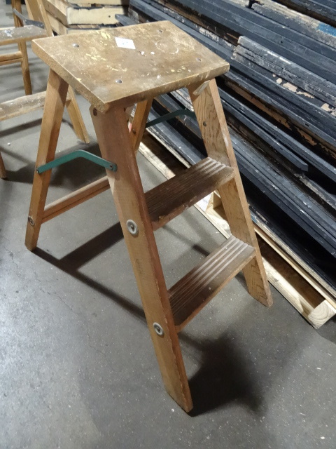 lot 130 image: 2 Wood Step Ladder