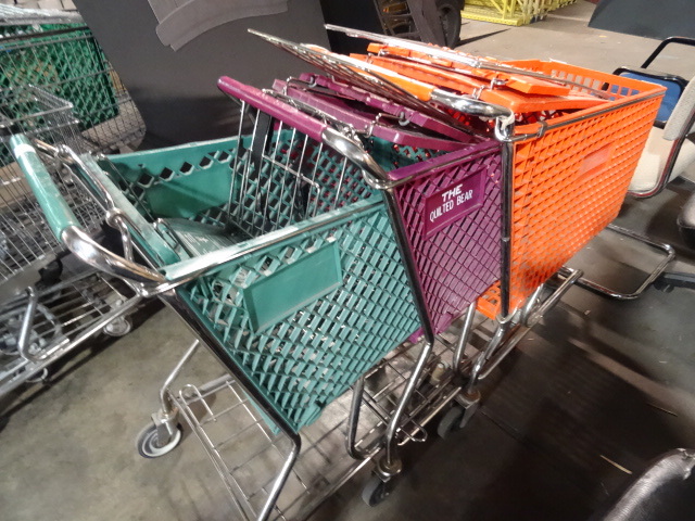 lot 144 image: 3 Medium Shopping Carts