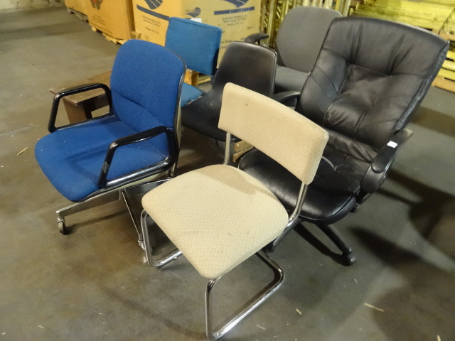 lot 148 image: 6 Misc Chairs and Wood Bench