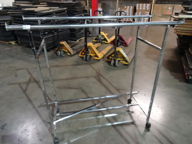 lot 165 image: Retail Clothing Rack On Wheels