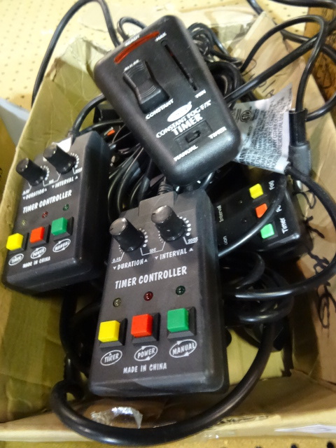 lot 175 image: Fog Machine Timers Qty 5