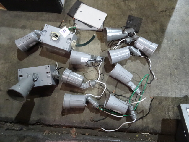 lot 201 image: Misc Outdoor Light Receptacles