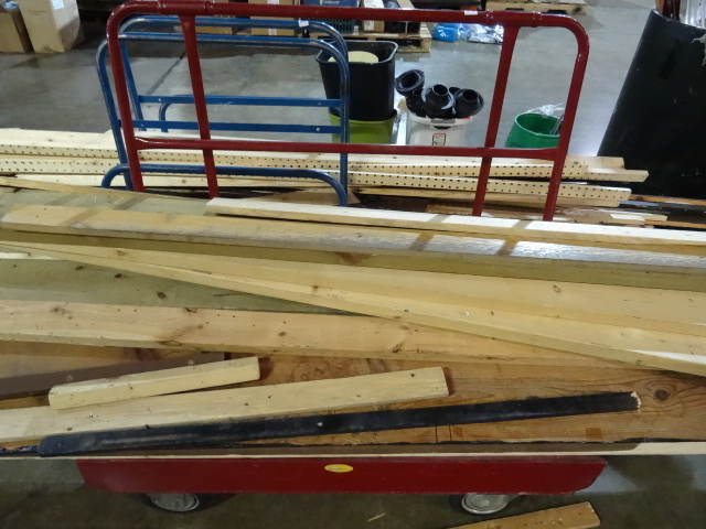 lot 246 image: Sheet RockPlywood Panel Cart