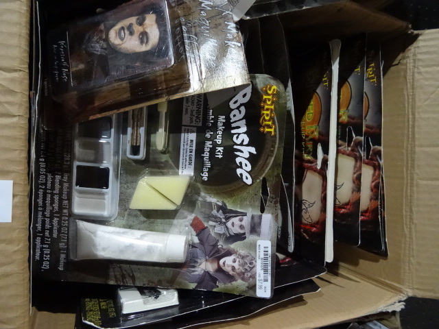 lot 269 image: Halloween Make-Up