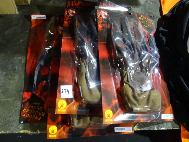 lot 274 image: Freddy Krueger ClawsGloves