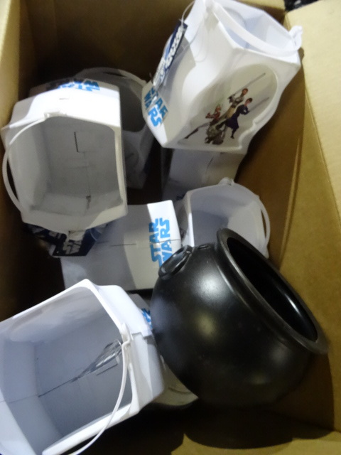 lot 282 image: Halloween Baskets Star Wars Cauldron