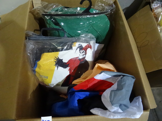 lot 309 image: Mens Costumes Gumby, Others