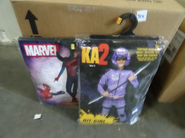 lot 324 image: Womens Costumes Hit Girl,