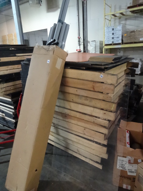 lot 419 image: 1 14 ID PVC pipe. Piece of plexi glass.