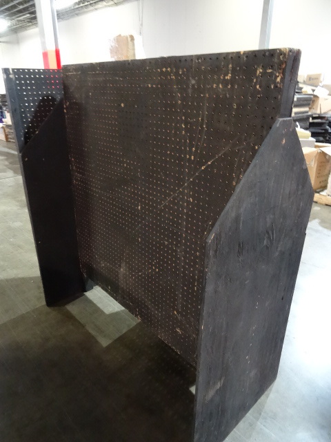 lot 420 image: H frame display. 4 x 4 double sided