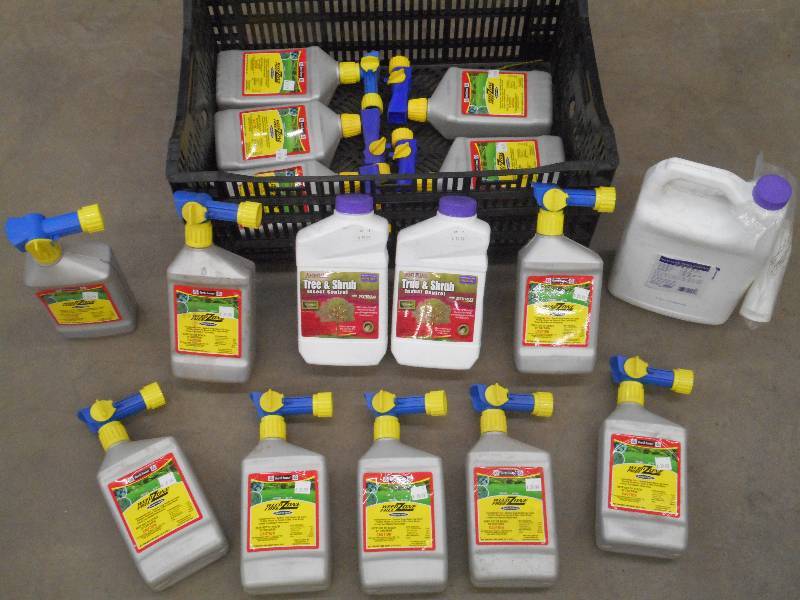 lot 9 image: Tote Of Assorted Weed Killer, Tree ...
