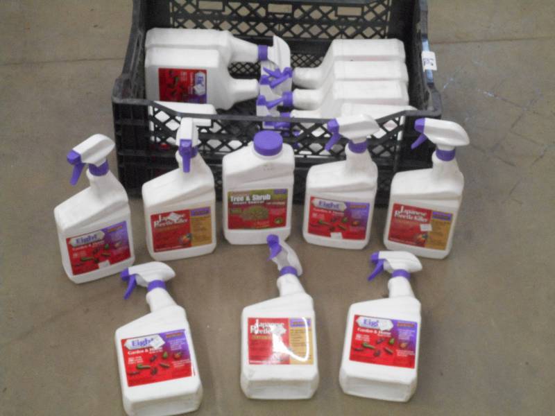 lot 34 image: Tote Of Japanese Beetle Killer, Tre...