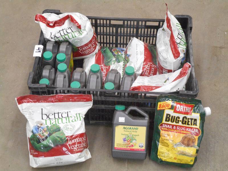 lot 49 image: Tote Of Tomato & Vegetable Food, Ag...