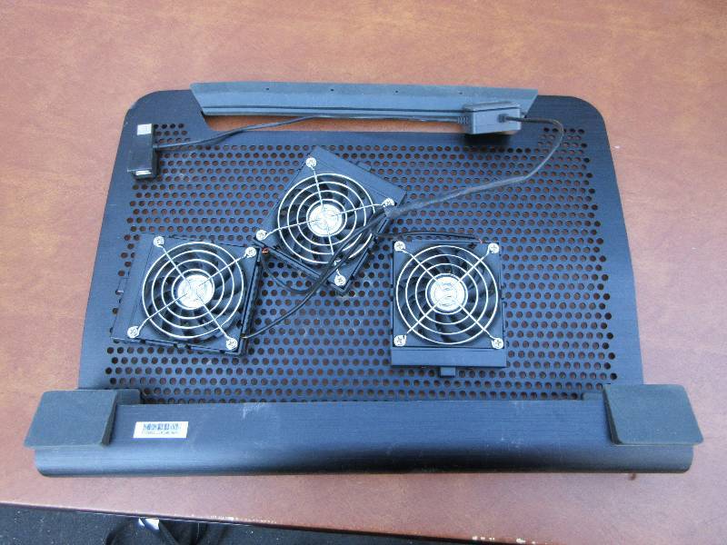 lot 694 image: COMPUTER HOLDER WITH FAN