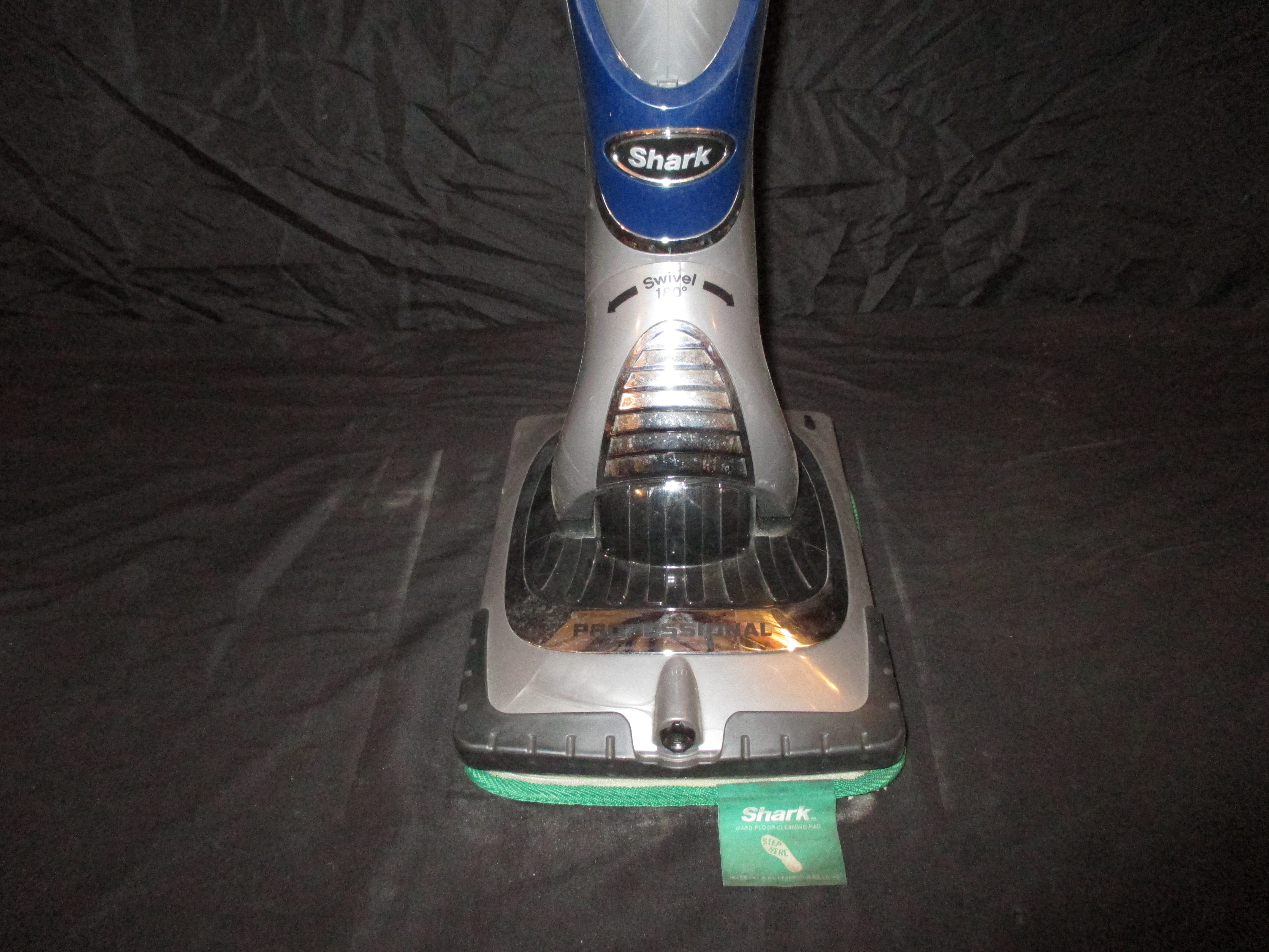 lot 68 image: Shark Sonic Duo Professional