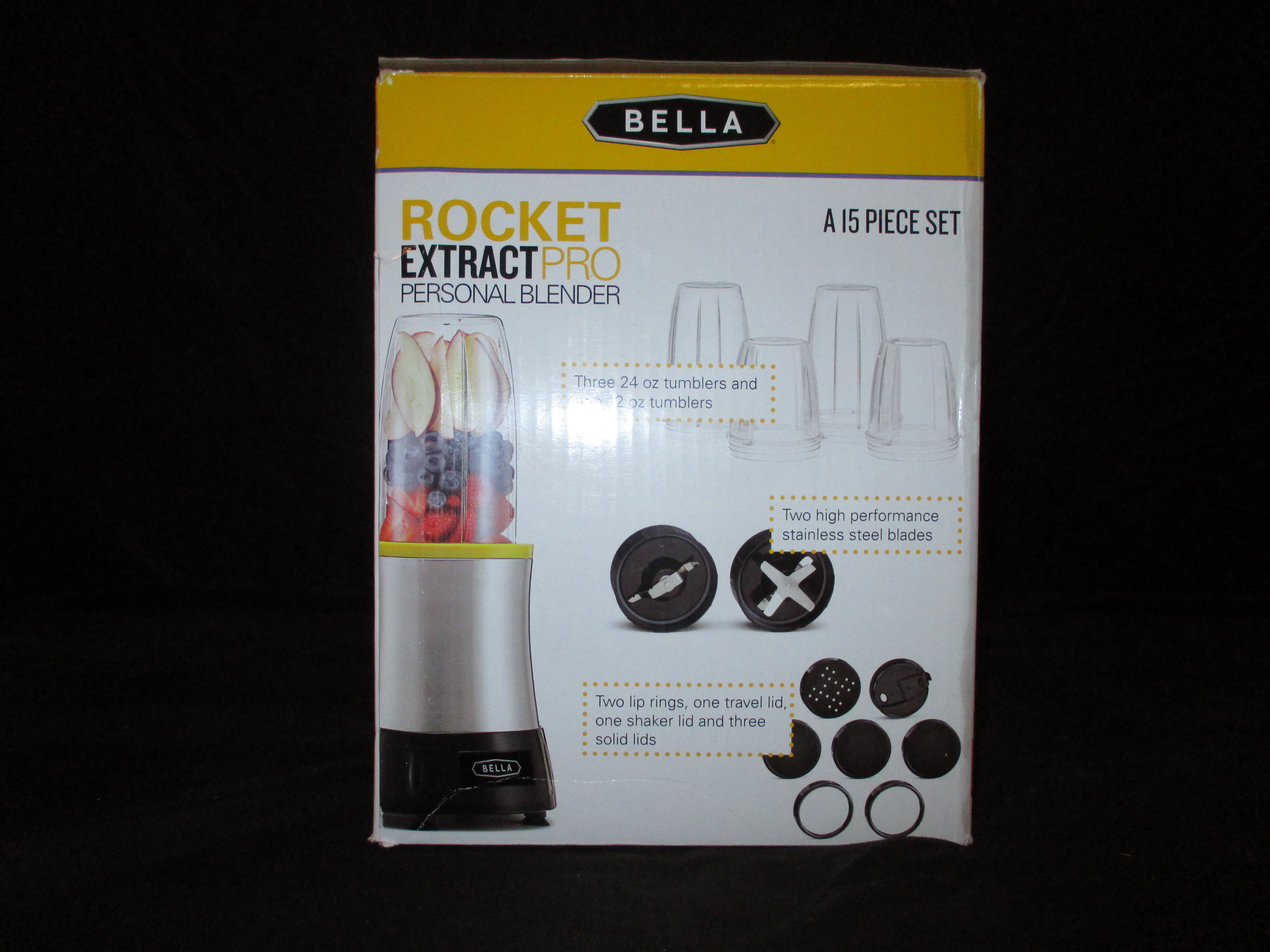 lot 92 image: Bella Rocket Extract Pro Blender