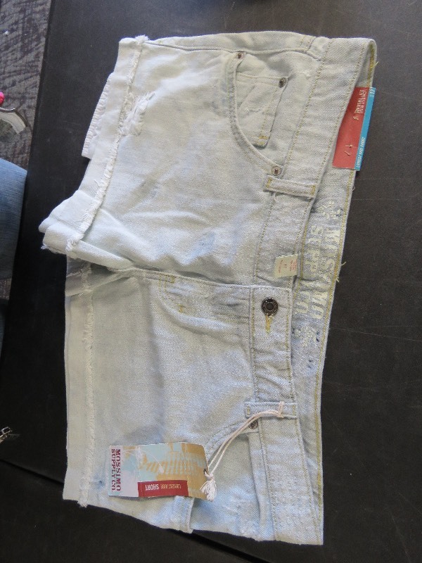 Mossimo Womens Shorts