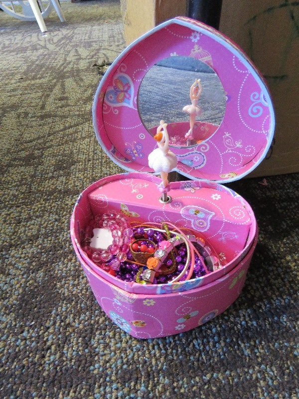 Music Box with jewelry
