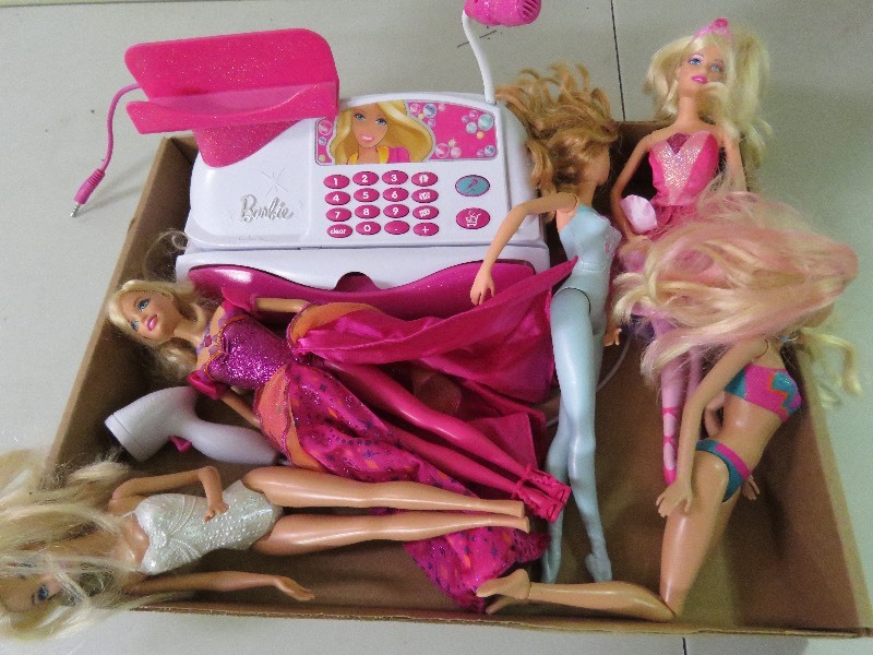 Barbie lot