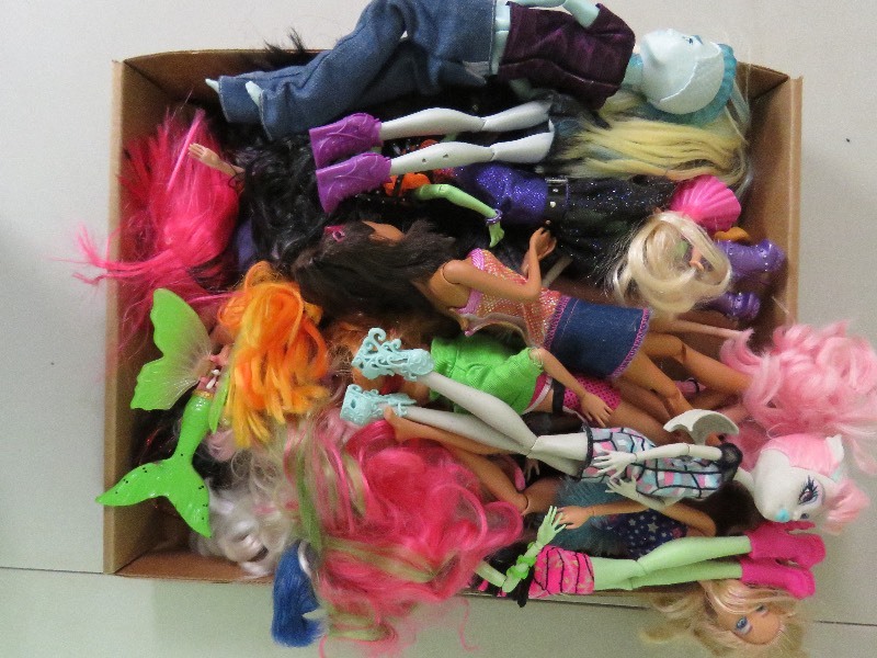 Doll lot