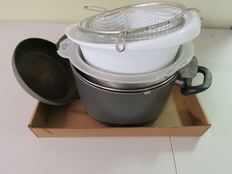 Kitchen lot