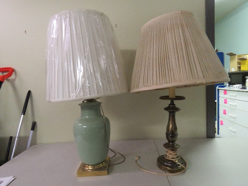Lamp lot