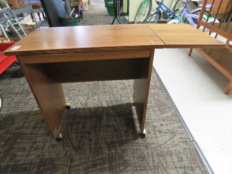 Sewing tabledesk