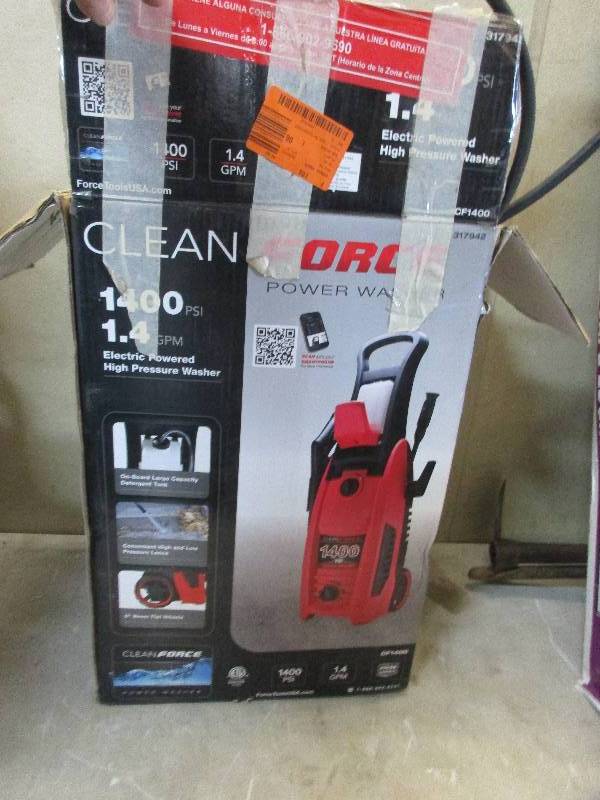 Clean Force Pressure washer