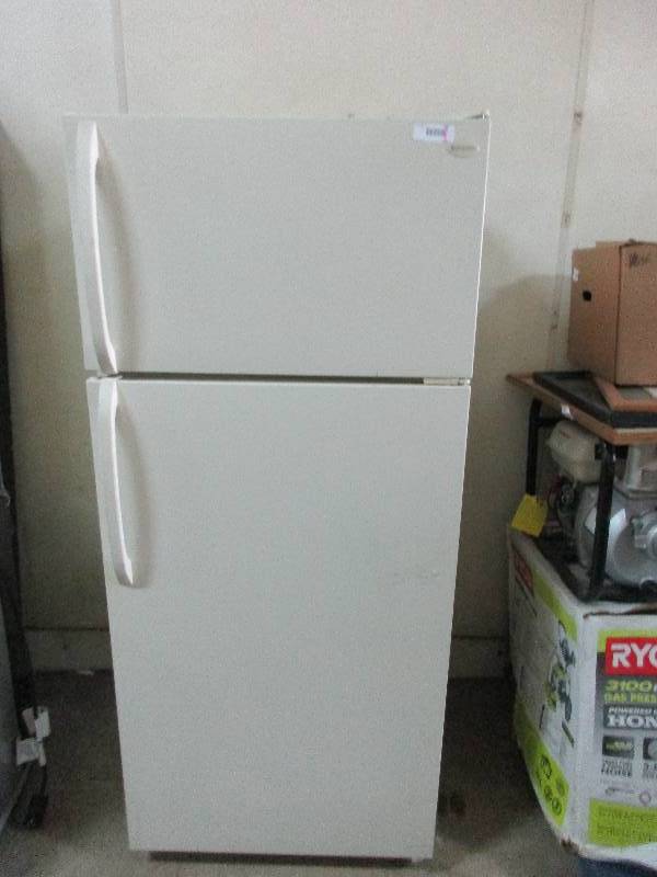Fridgaire Fridge