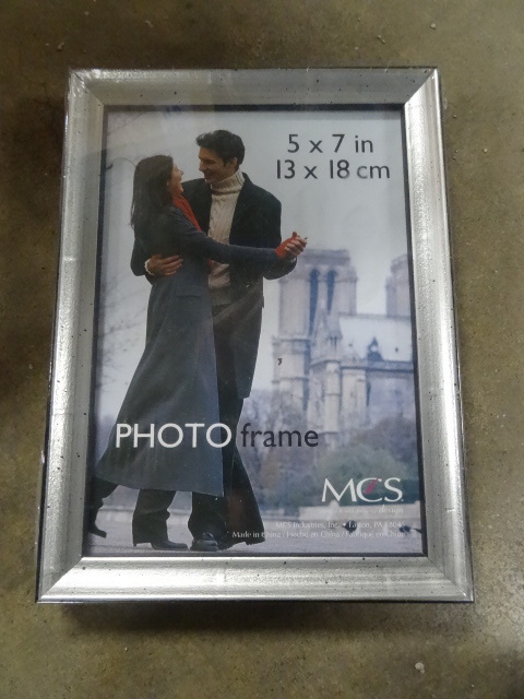 5 X 7 Photo Frames New Qty 6