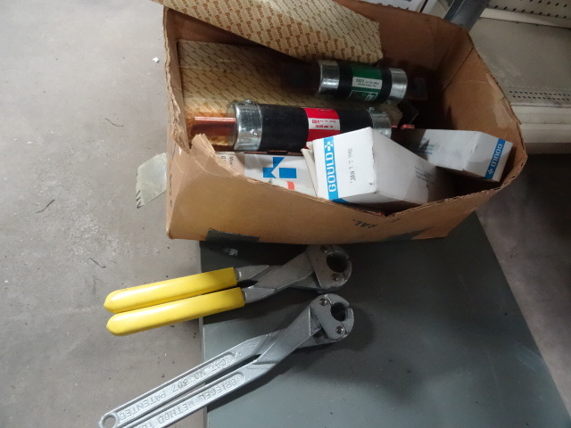 2 Conduit Crimpers