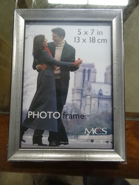 5 X 7 Photo Frames New Qty 6