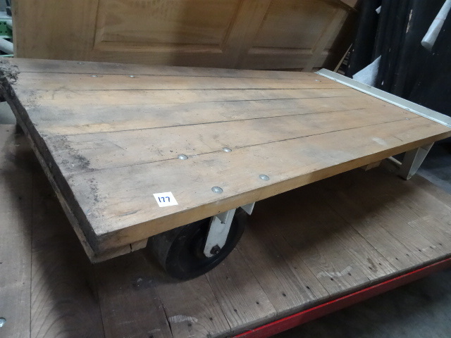 2 Wheeled Metal Framed Shop Cart