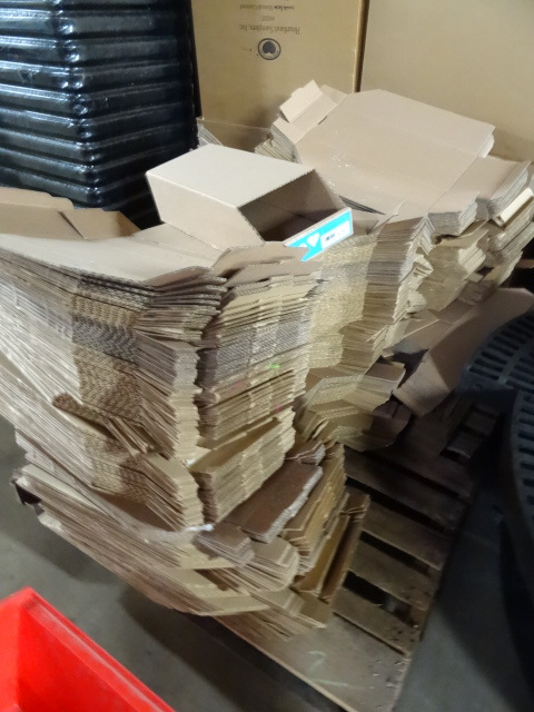 Card Board Boxes that you Fold up