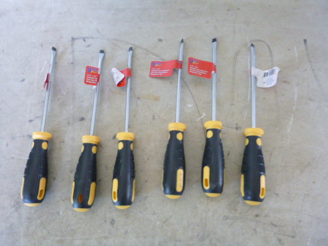6 Flat Screwdrivers