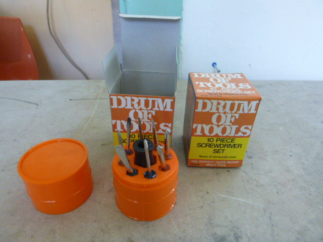 2 Drum of Tools 10 Piece Screwdriver Sets