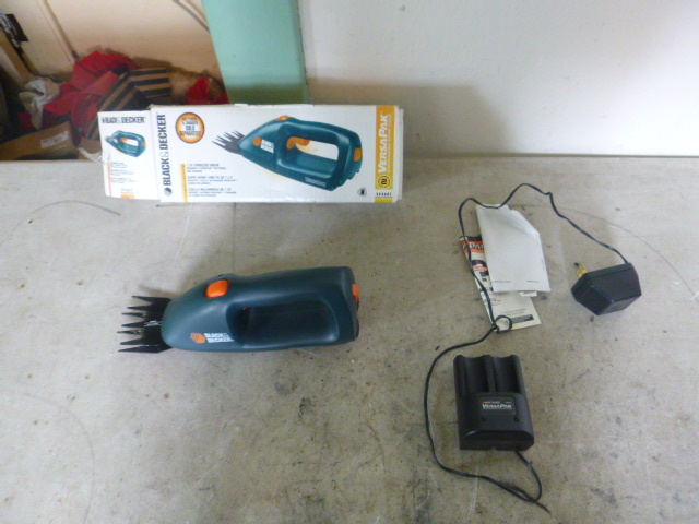 Black & Decker 7.2 Volt Cordless Shear