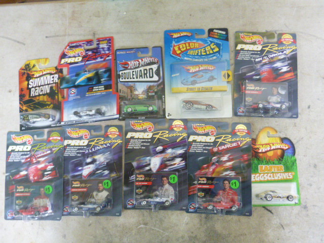 10 Hot Wheels
