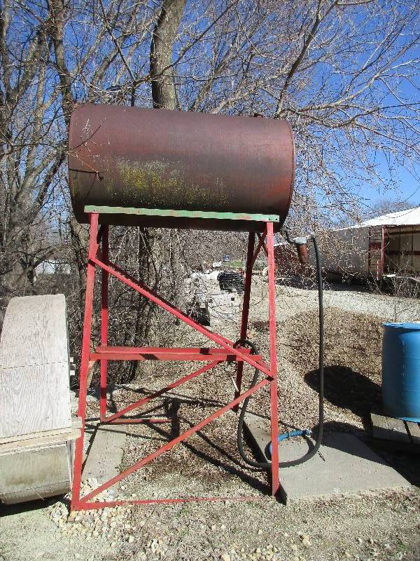 Diesel tank on stand