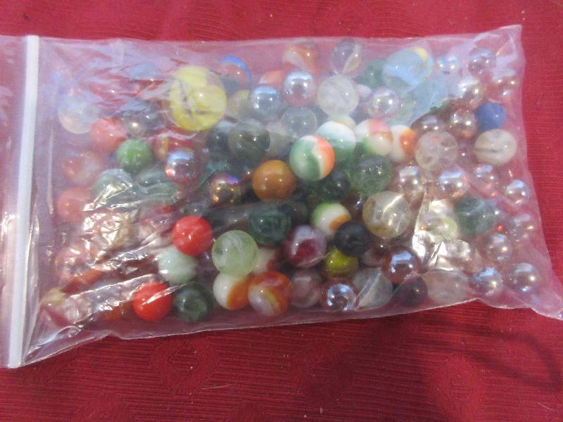 COLLECTIBLE MARBLES