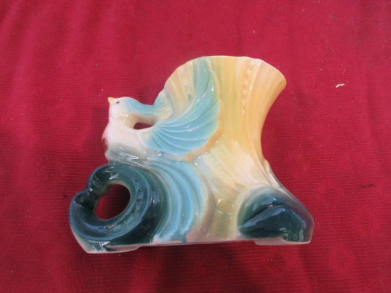ANTIQUE BLUEBIRD PLANTER