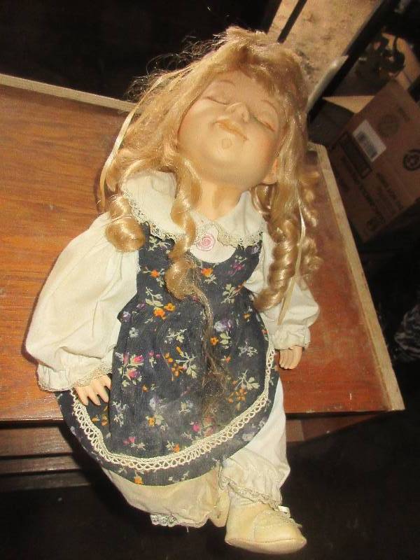 vintage porcelian baby doll